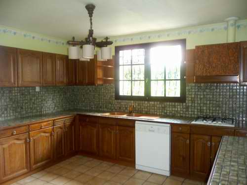 Maison plain pied 110m² 3 chambres garage 969m² de terrain Cestas Bourg